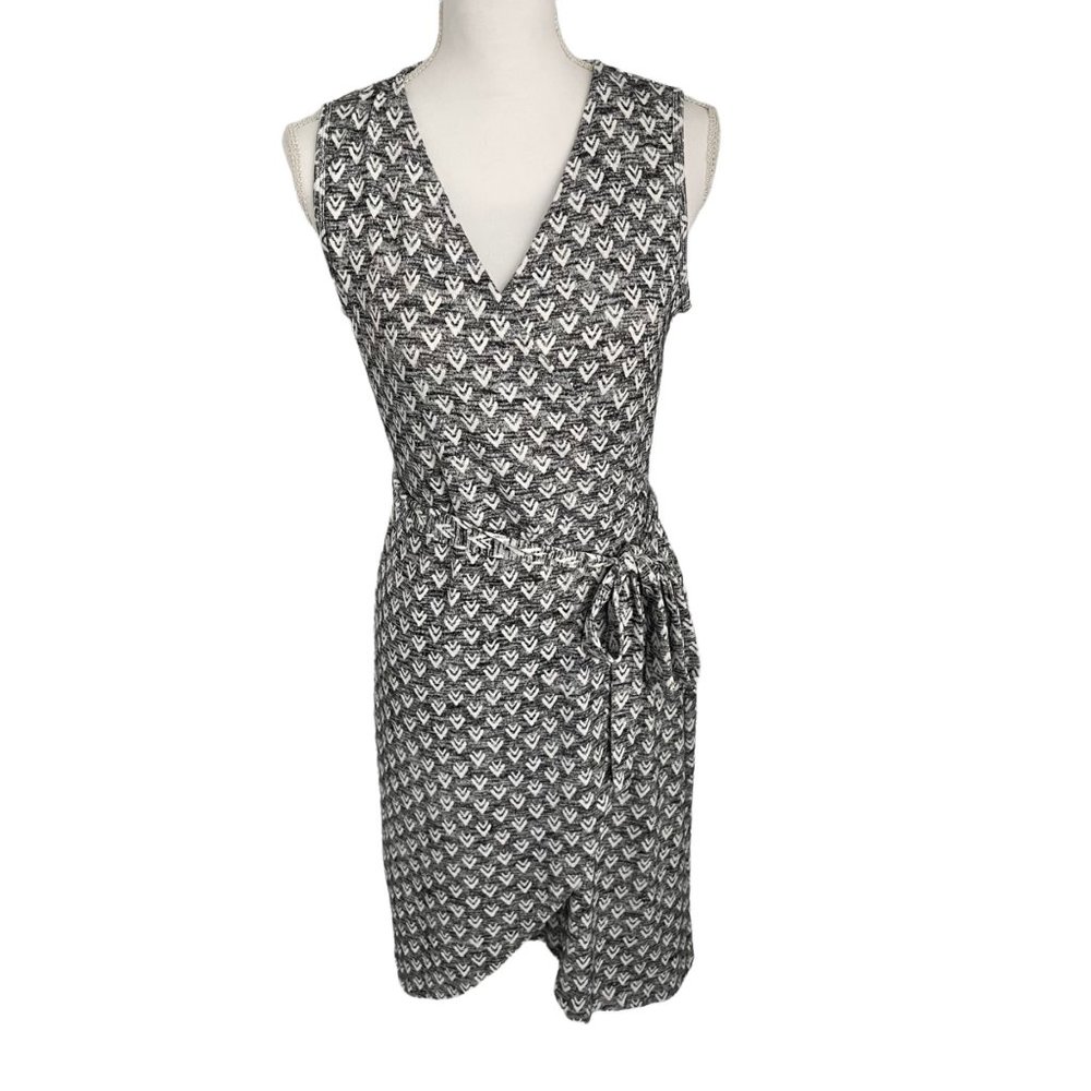 41 Hawthorn Stitch Fix Liana Grey White Printed Faux Wrap Knit Mini Dress Medium
